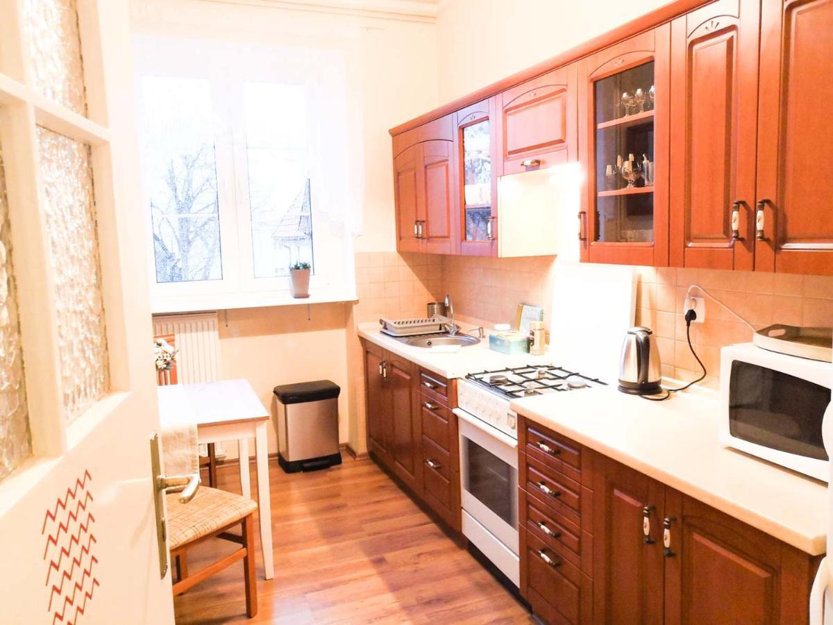 Bankowa 8 Guest Rooms Жельона Гора Екстериор снимка