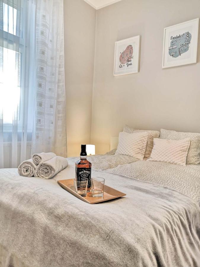 Bankowa 8 Guest Rooms Жельона Гора Екстериор снимка