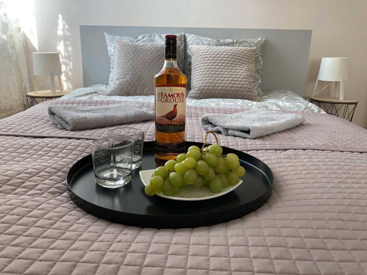 Bankowa 8 Guest Rooms Жельона Гора Екстериор снимка