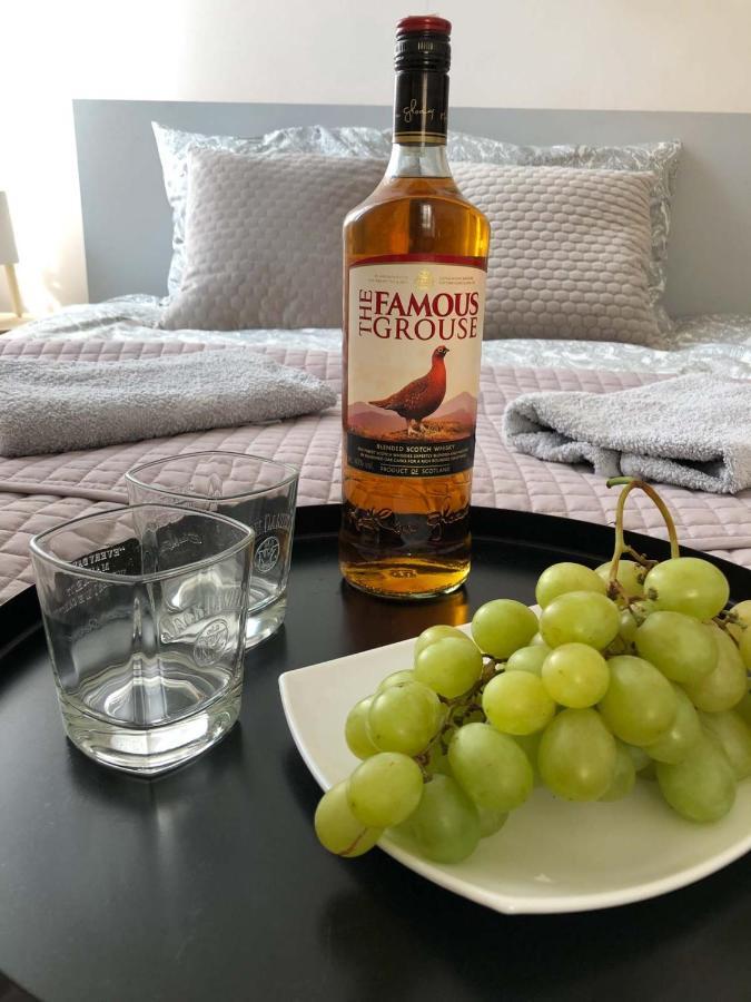 Bankowa 8 Guest Rooms Жельона Гора Екстериор снимка