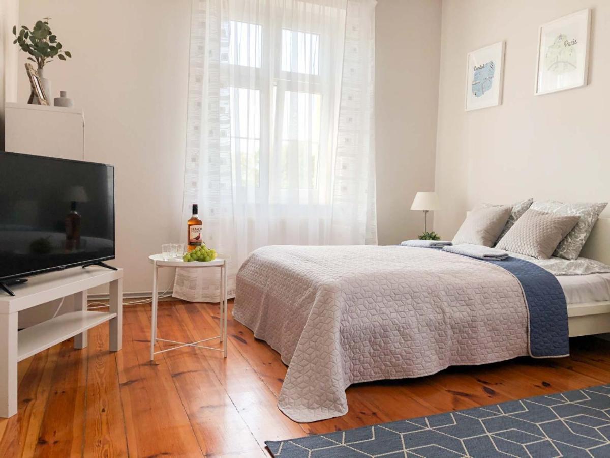 Bankowa 8 Guest Rooms Жельона Гора Екстериор снимка