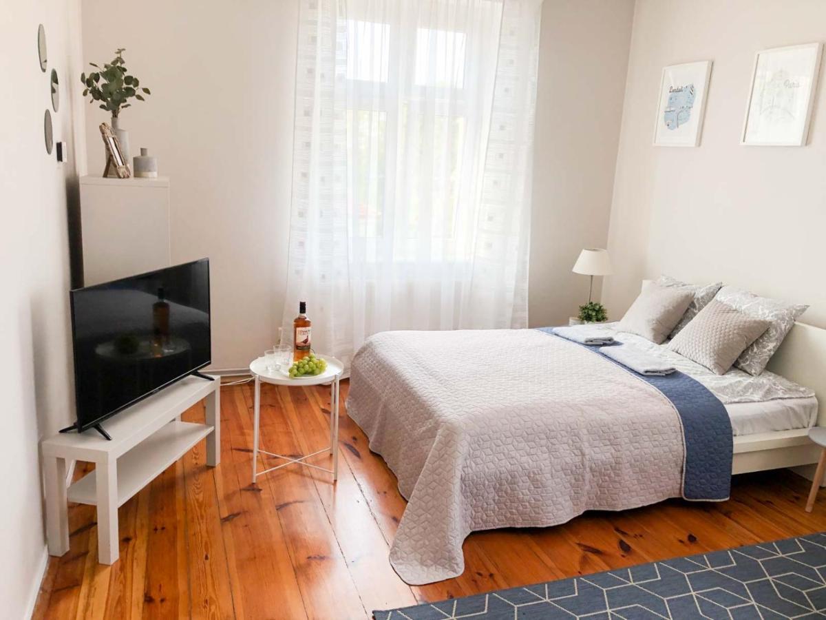 Bankowa 8 Guest Rooms Жельона Гора Екстериор снимка
