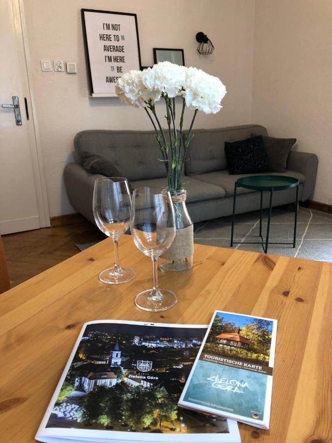 Bankowa 8 Guest Rooms Жельона Гора Екстериор снимка