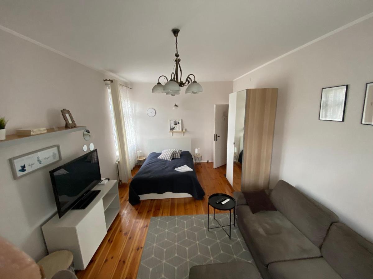 Bankowa 8 Guest Rooms Жельона Гора Екстериор снимка